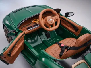 Bentley Bacalar enfant, détail tableau de bord et volant (intérieur Vert)
