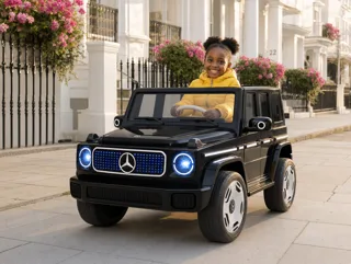 Voiture électrique enfant Mercedes EQG noir 12V, phares et feux fonctionnels, pour enfant de 3-6 ans