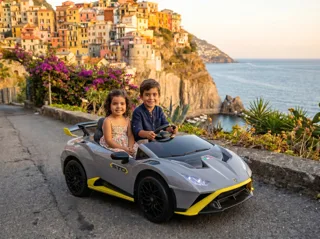 Voiture électrique enfant Lamborghini Huracán STO gris et jaune 12V, sous licence officielle, mode drift dérapage contrôlé, pour enfant de 3-6 ans