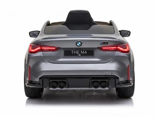 BMW M4 enfant 12V gris métallisé, détail jantes M-Sport