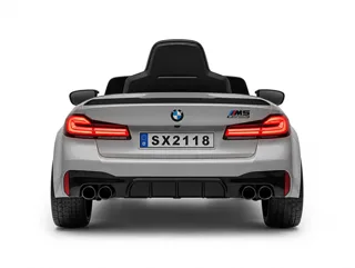 Voiture électrique enfant BMW M5 gris métallisé 24V, roues gomme EVA souple, pour enfant de 5-9 ans