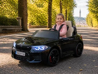 Voiture électrique enfant BMW M5 noir métallisé 24V, sous licence officielle, jusqu'à 10 km/h, pour enfant de 5-9 ans