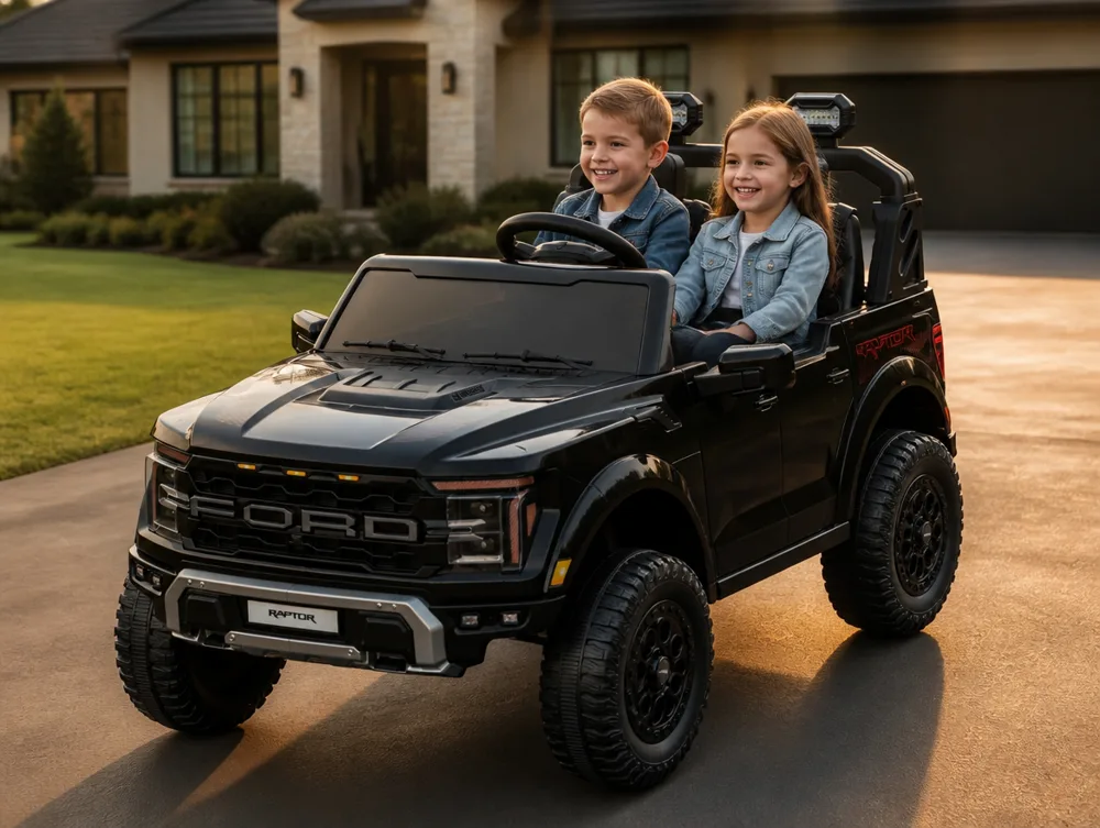 Ford Raptor enfant trois-quarts arrière calandre FORD