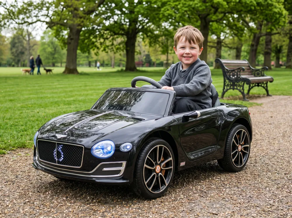 Bentley EXP enfant 12V vue trois-quarts blanc